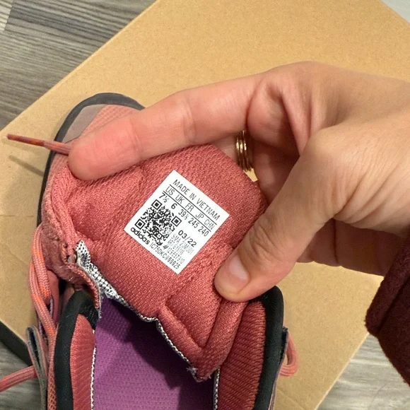 Adidas Terrex Women's Trailmaker Mid GTX Pink and Black Shoes - Picture 3 of 4